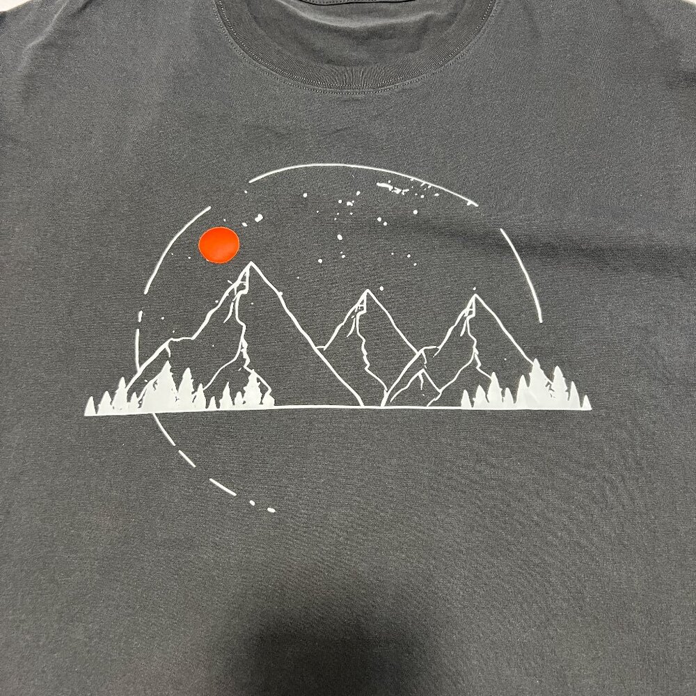 Mountain/Moon/Outdoor Graphic/Vinyl T-Shirt Shirt Sleeve Dark Gray XL - Picture 3 of 7